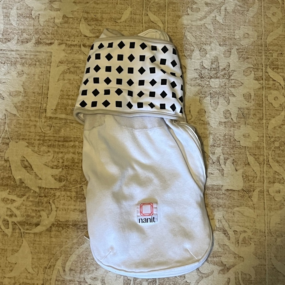 Nanit Baby Swaddle Newborn in white